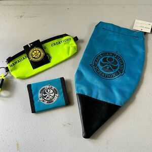 NWT Vintage Hawaiian Island Creations HIC Novelty Nylon Accessories Mini Wallet